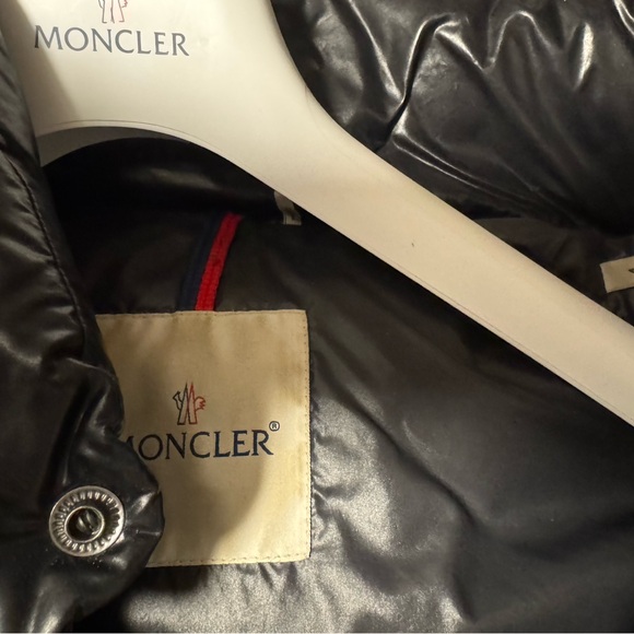 Moncler Tibb Shiny Black Puffer Vest for Men - Picture 5 of 5